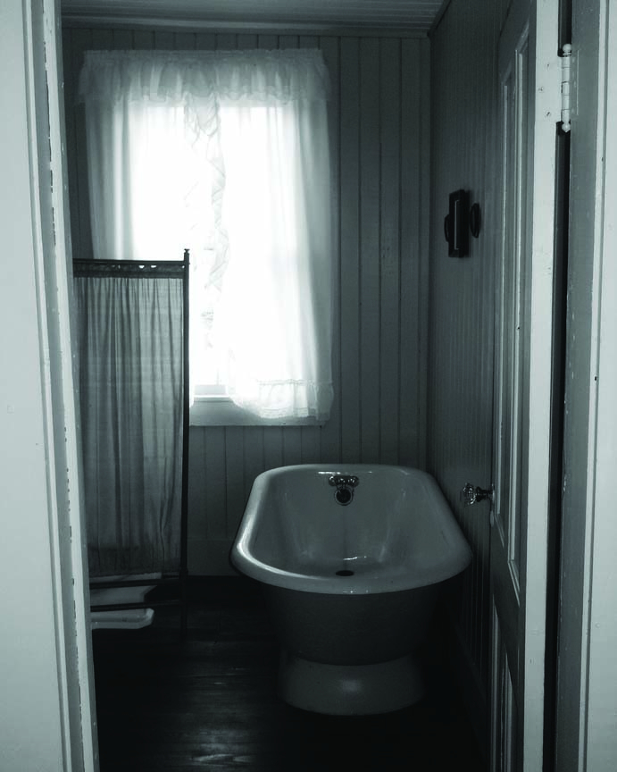 0548677e6432786dd8df61eb3aaec139 image